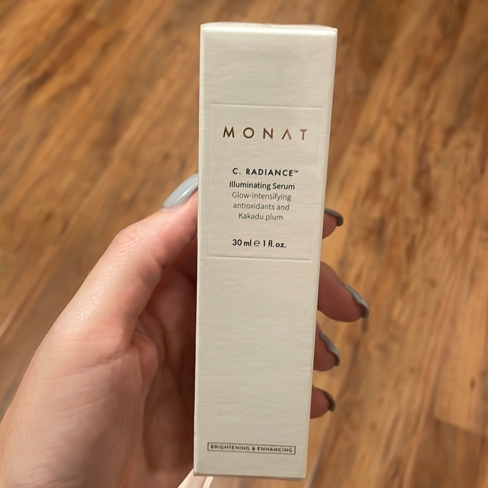 Monat c. Radiance